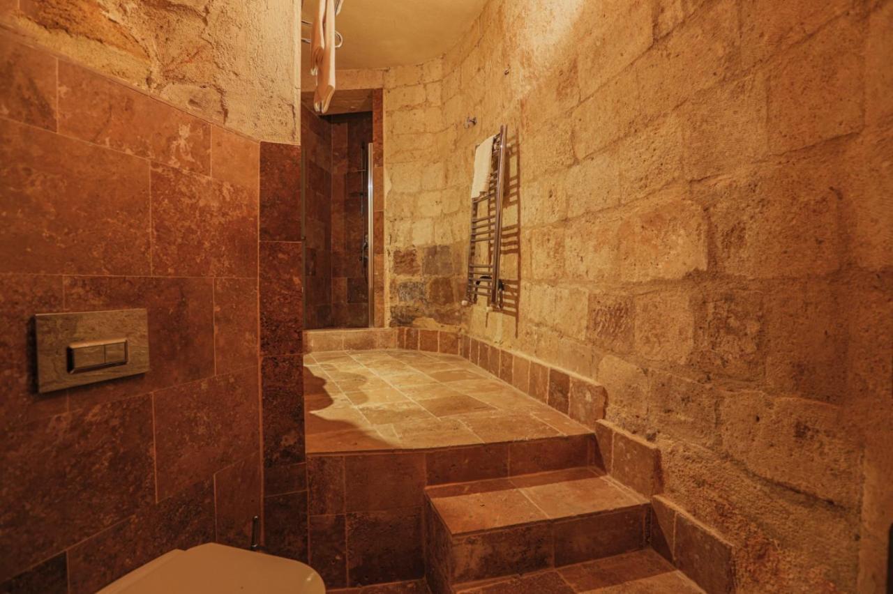 Sinasos Palace Cave Hotel 于尔居普 外观 照片