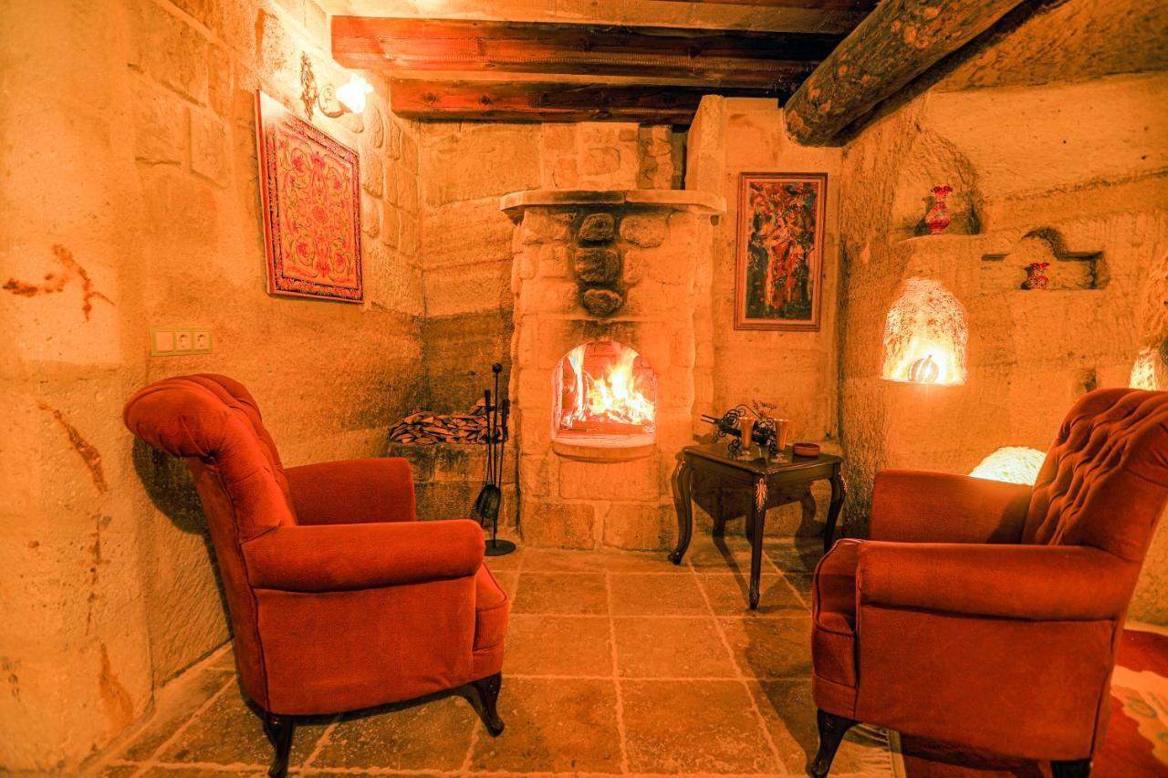 Sinasos Palace Cave Hotel 于尔居普 外观 照片