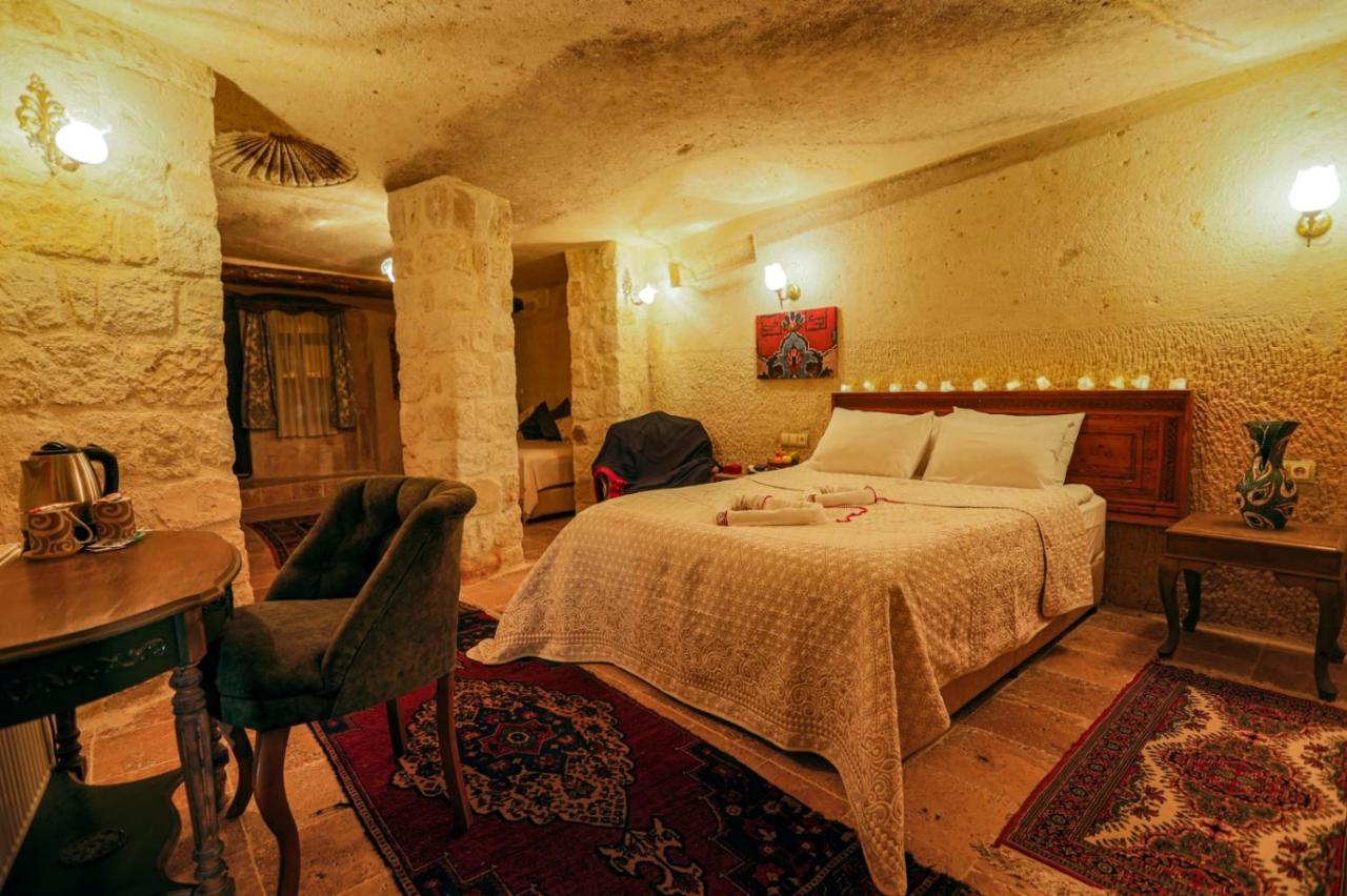 Sinasos Palace Cave Hotel 于尔居普 外观 照片